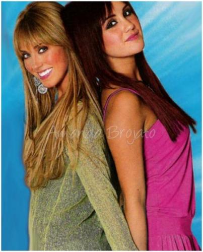 anahi i dulce maria.jpg
